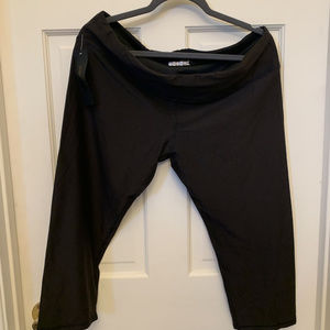 Plus size yoga pants